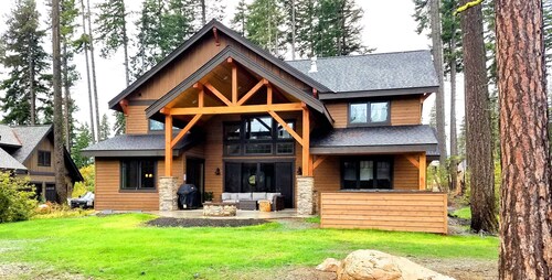MUST SEE Suncadia Luxury -hot tub -fire pit -on golf course -central location