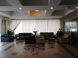 Lobby - Hotel Damai (Parit Buntar)