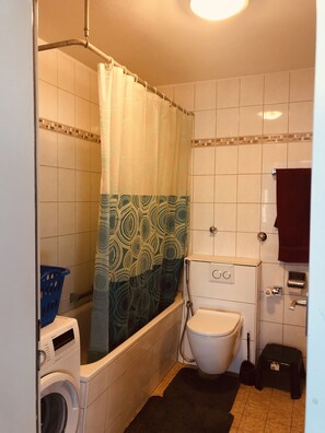 Haartrockner, Toilettenpapier