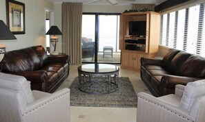 Standard-Apartment, 3 Schlafzimmer | Wohnzimmer