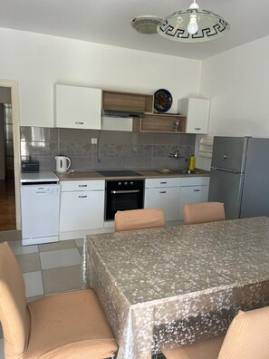 Fridge, microwave, toaster