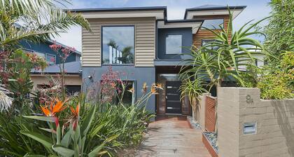 Harbour Views - Stunning Sea and Otway Ranges Views