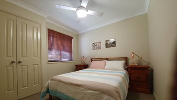 4 多间卧室、床单