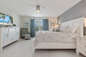 5 bedrooms, desk, iron/ironing board, travel crib - PROMO Modern 5 BR Villa with Pool/Spa,Resort  - by Blue Sky Villas (Kissimmee)