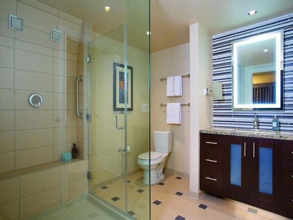 Bathroom - Master Bedroom at Marriott Grand Chateau (Las Vegas)