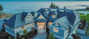 The Sea Lion Ocean Front Luxury Estate