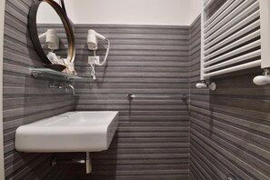 Bathroom - Veneto Suite Rome (Rome)