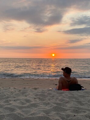 Camastros y toallas de playa 