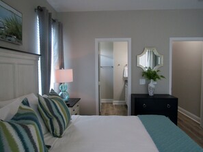 3 bedrooms, in-room safe, iron/ironing board, travel crib