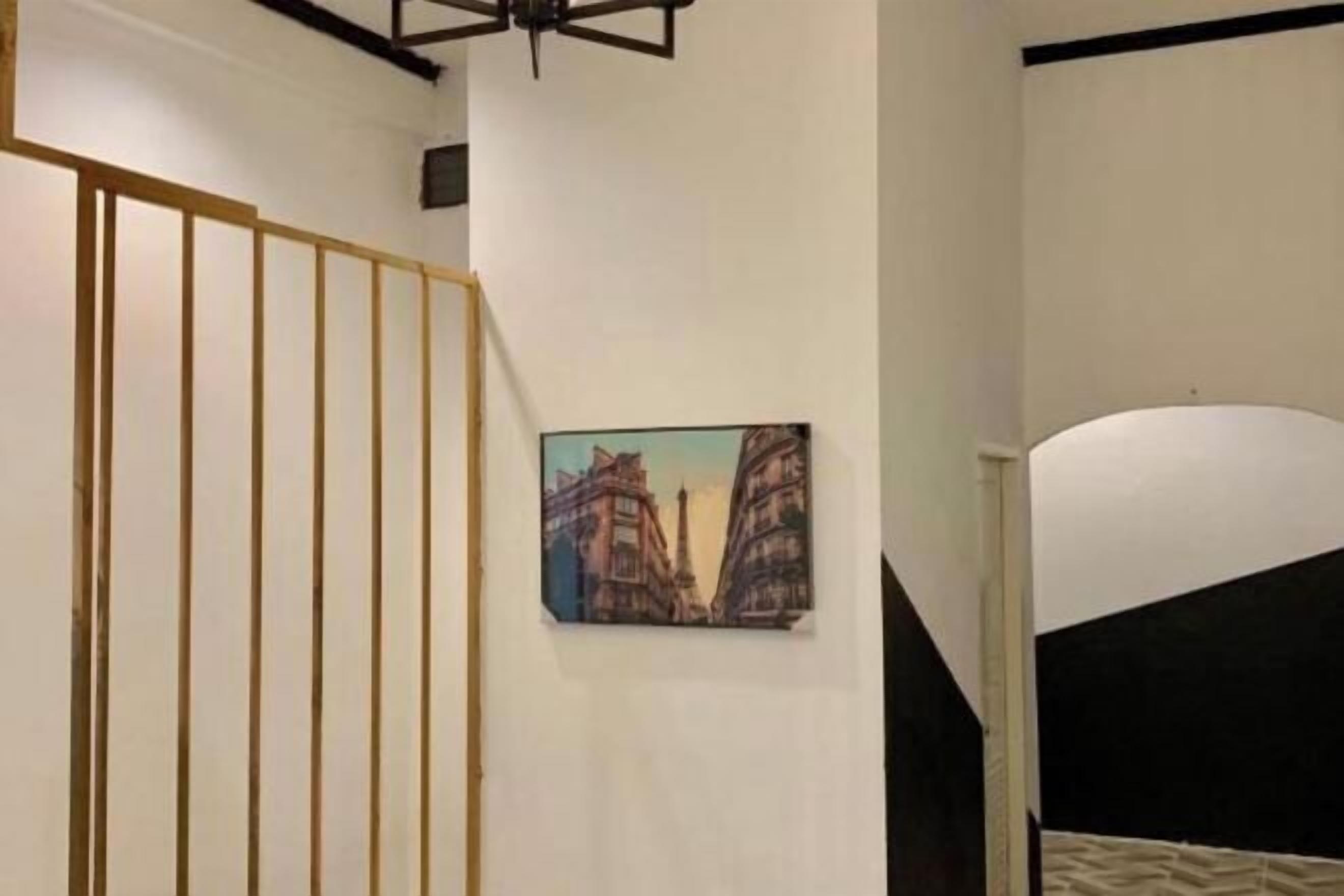 تجهيزات عازلة للصوت