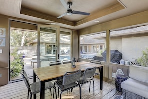Outdoor dining