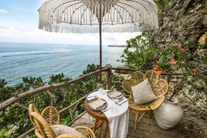 Romantic Room, Private Pool, Beach View | In-room dining - The Korowai (Pecatu)