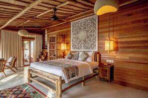 Family Room, 1 Bedroom, Sea View | Egyptian cotton sheets, premium bedding, in-room safe, desk - The Korowai (Pecatu)