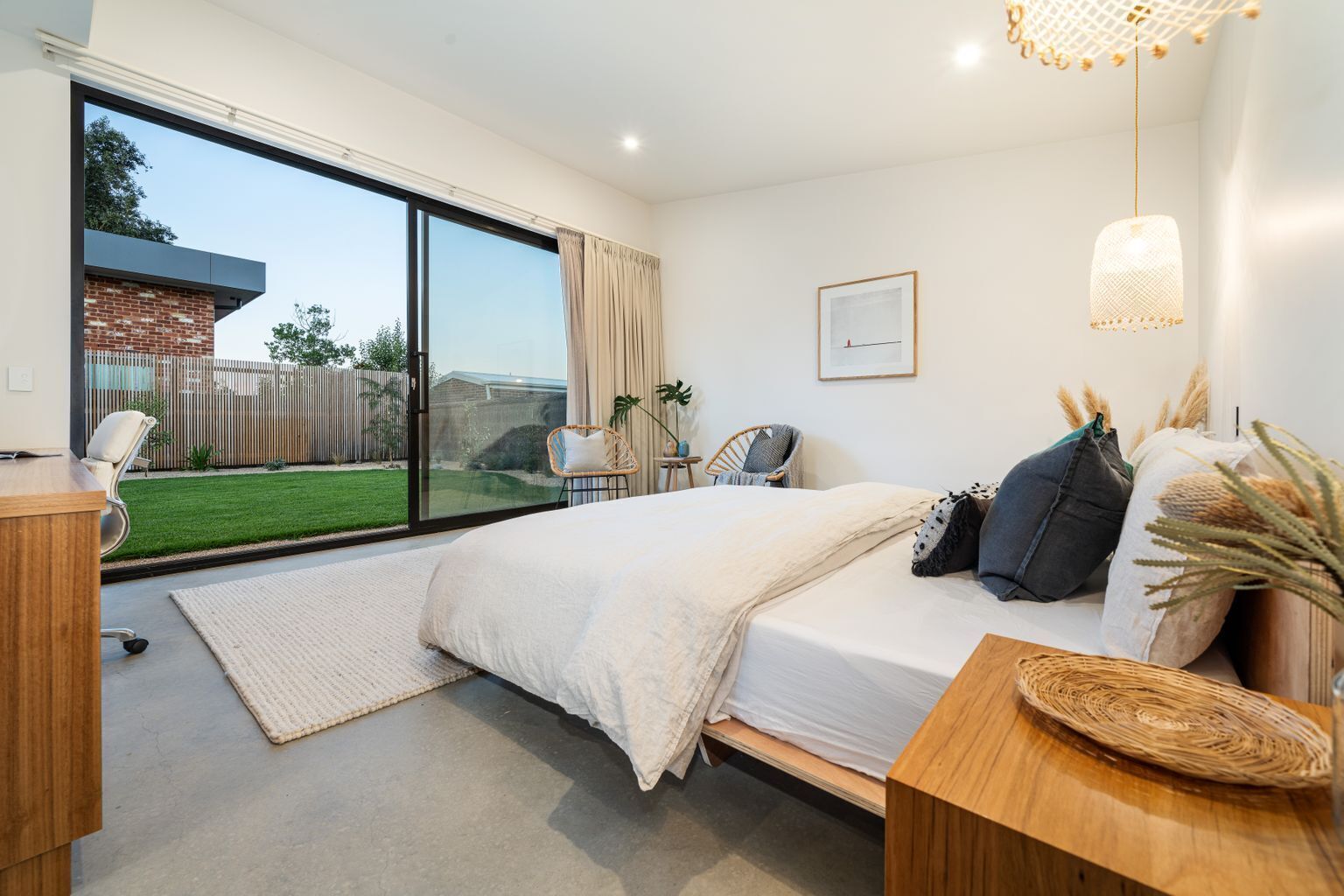 4 Schlafzimmer, Schreibtisch, Bügeleisen/Bügelbrett, kostenloses WLAN