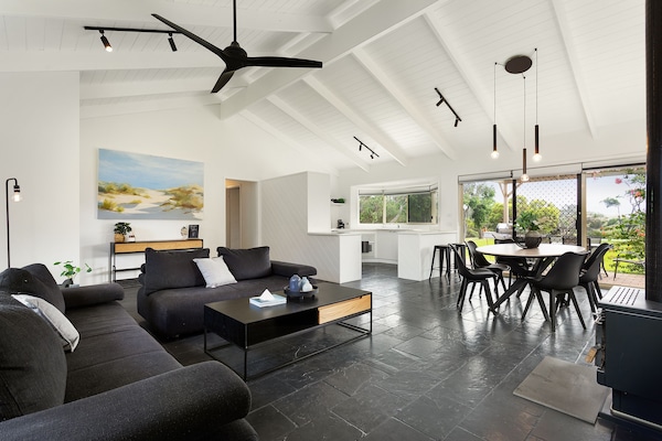 Lounge Room/Dining Area/Kitchen