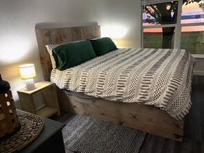 2 makuuhuonetta, ilmainen Wi-Fi, vuodevaatteet