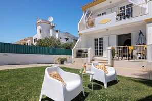 Terrace/patio - Villa "Paradíse" with Pool, Wi-Fi, and Air Conditioning 800m from Albufeira Beach (olhos de agua)