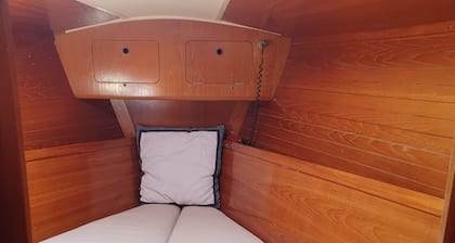 Bed & Boat Holiday