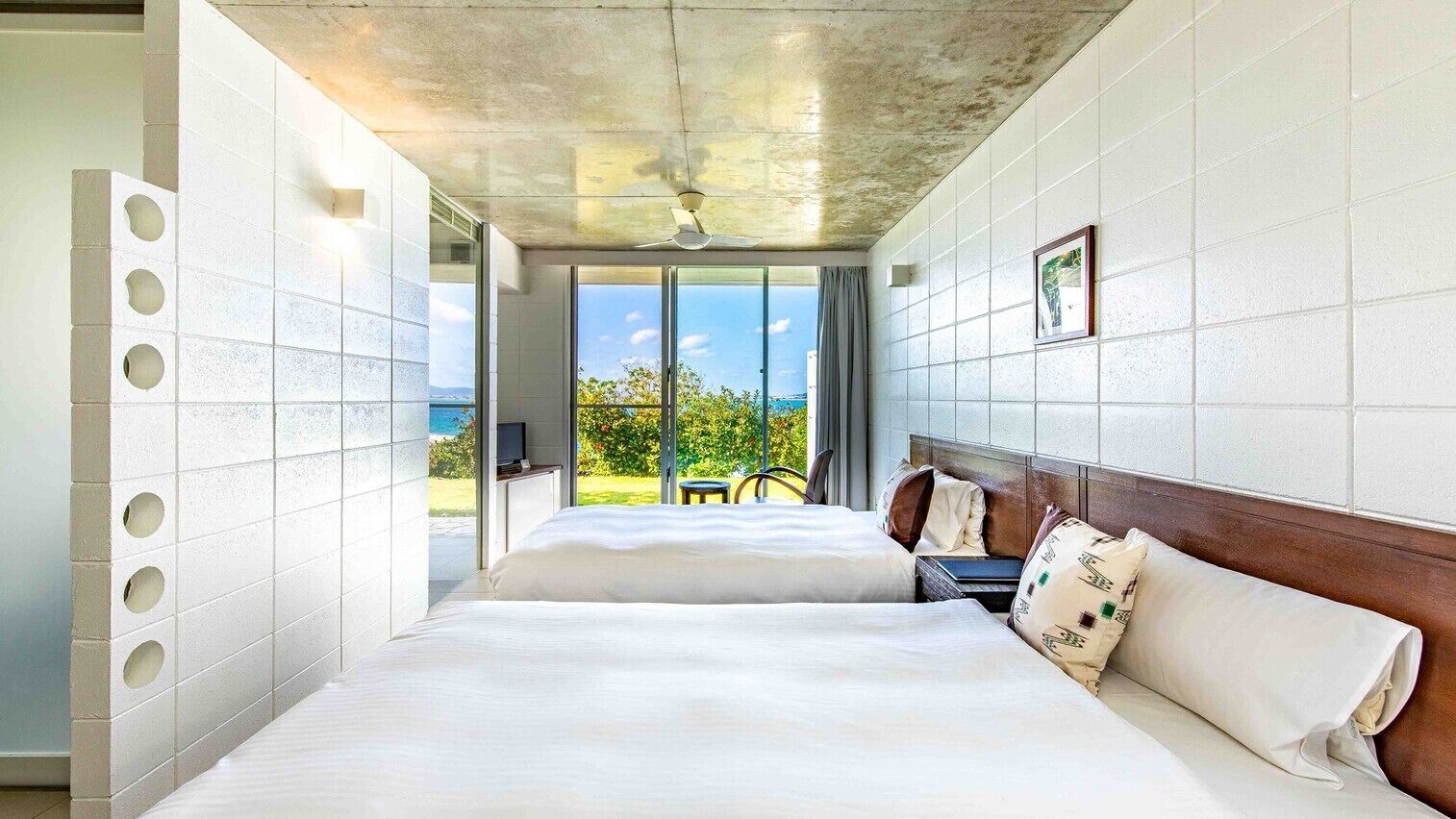 Trang trí khác biệt, bàn, bộ trải giường 