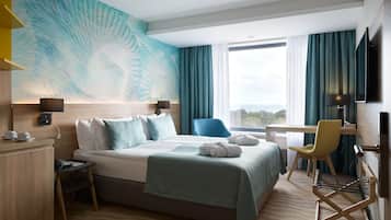 Premium bedding, minibar, in-room safe, desk