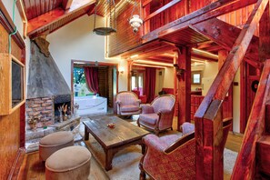 22-inch LED TV with premium channels, TV, fireplace - Paradise Plus Agva (Sile)