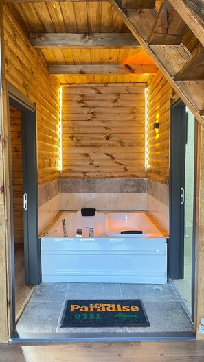 Premium Tree House, 2 Bedrooms, Lake View, Lakeside | Egyptian cotton sheets, premium bedding, minibar, individually decorated - Paradise Plus Agva (Sile)
