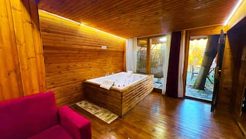 Habitación ejecutiva | Sábanas de algodón egipcio, ropa de cama de alta calidad y minibar