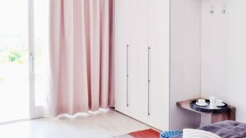 Minibar, Wi-Fi gratis, dan seprai linen