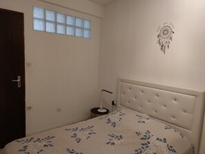 1 chambre, Wi-Fi gratuit, draps fournis