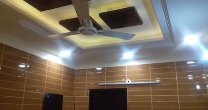 Posh S.delhi Foreigners Area, V.safe, Lajpat Ngr-2