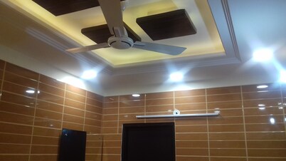 Posh S.delhi Foreigners Area, V.safe, Lajpat Ngr-2