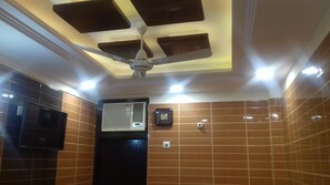 Apartment, 1 Bedroom, Smoking, Balcony | 1 bedroom - Posh S.delhi Foreigners Area, V.safe, Lajpat Ngr-2 (New Delhi)