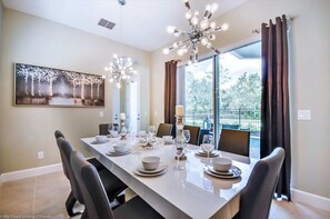Dining - Reunion Resort-7786cellil (Kissimmee)