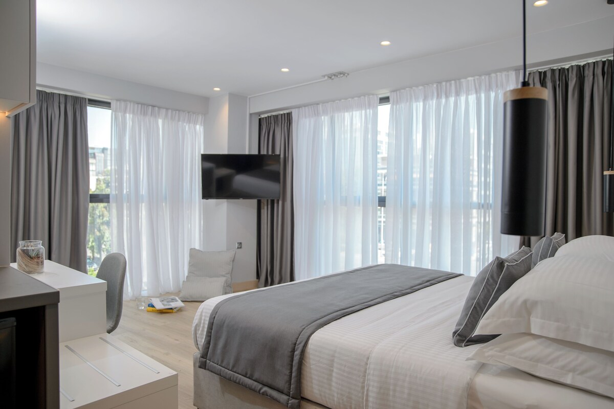 SUPERIOR APARTMENT