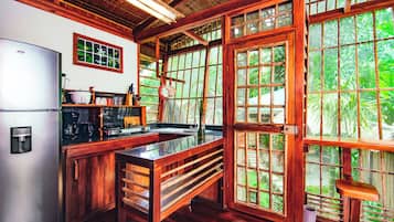 Apartment, 1 Bedroom, Patio, Garden View | Private kitchen | Microwave, coffee/tea maker, blender