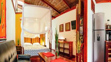 Apartment, 1 Bedroom, Patio, Garden View | 1 bilik tidur, Wi-fi