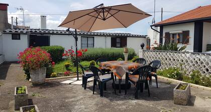 Pet- and biker-friendly vacation apartment with terrace in a quiet location