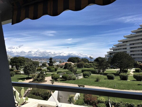 Property grounds - Studio for 4 in Villeneuve-Loubet (Villeneuve-Loubet)