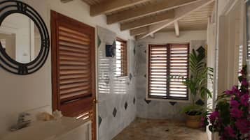 Villa, 5 Bedrooms, Smoking, Private Pool | Bathroom | Soap, shampoo