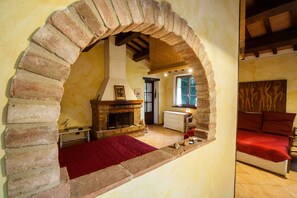 Interior - Cottage In The South Of Tuscany (Chiusi)