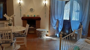 Loft, 1 quarto, para fumantes, varanda | Parte interna