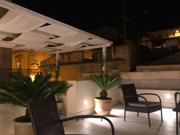 Maison, 2 chambres, vue ville | Terrasse/Patio