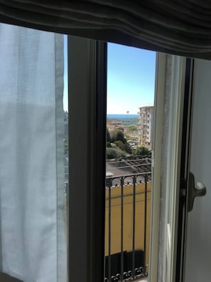 Maison, 2 chambres, vue ville | Balcon