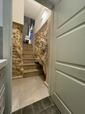 Maison, 2 chambres, vue sur la ville | Intérieur