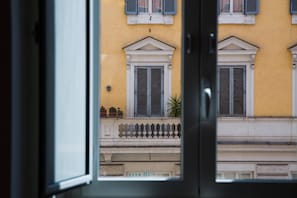 Loft, 4 Bedrooms, Balcony, City View | Exterior detail