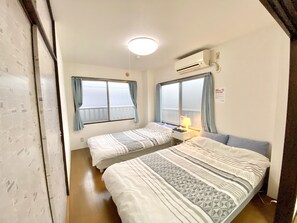 Apartment (306) | 1 bedroom, individually furnished, iron/ironing board, free WiFi - NOMAD Take Five (Matsudo)