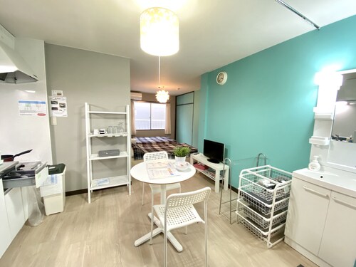 客室内のダイニングエリア