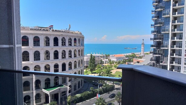 Apartment (Sherif Khimshiashvili St.15) | Balkon