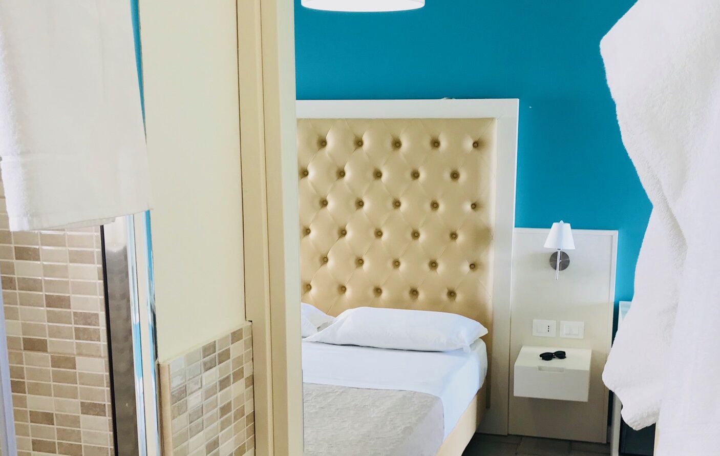 In-room safe, desk, laptop workspace, cribs/infant beds