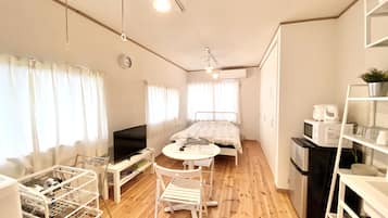Appartement (205) | 1 chambre, bureau, fer et planche à repasser, Wi-Fi gratuit